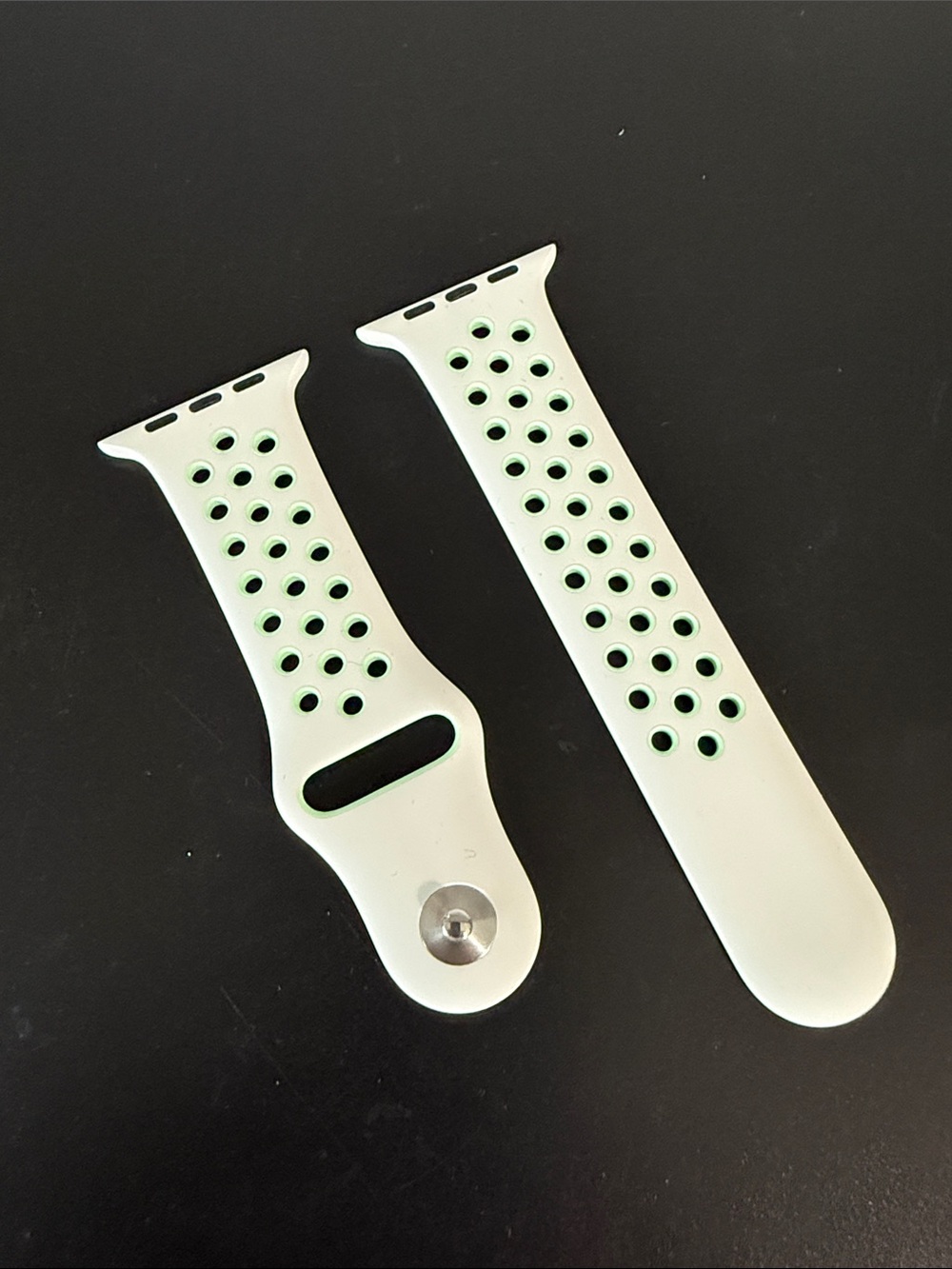 Apple Nike Sport Band in White with Mint Green Accents- S/M